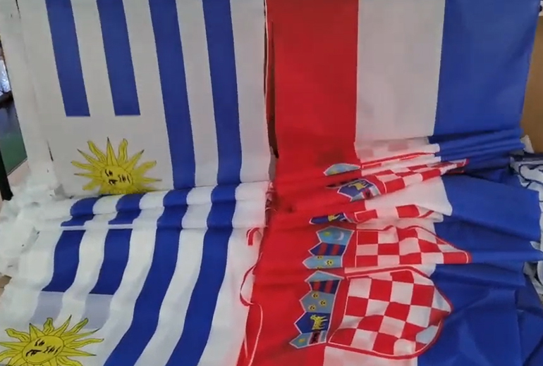 2022年世界杯活动定制旗帜供应-15